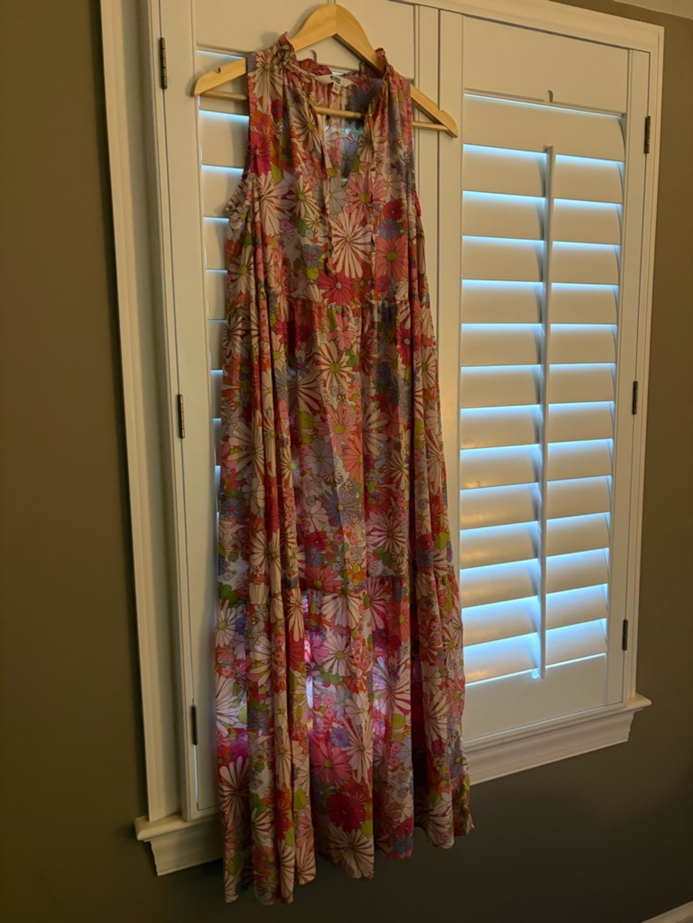 BB Dakota Sleeveless Floral Tiered Maxi Dress in Pink, Purple, Green